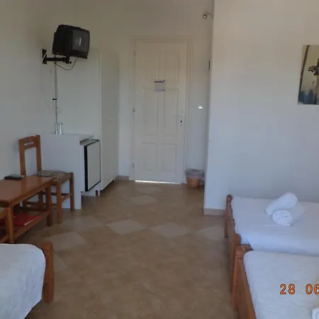 Akteon Hotel Logaras